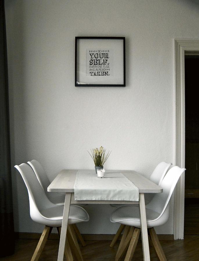 - Moderne In Am Lutherplatz *