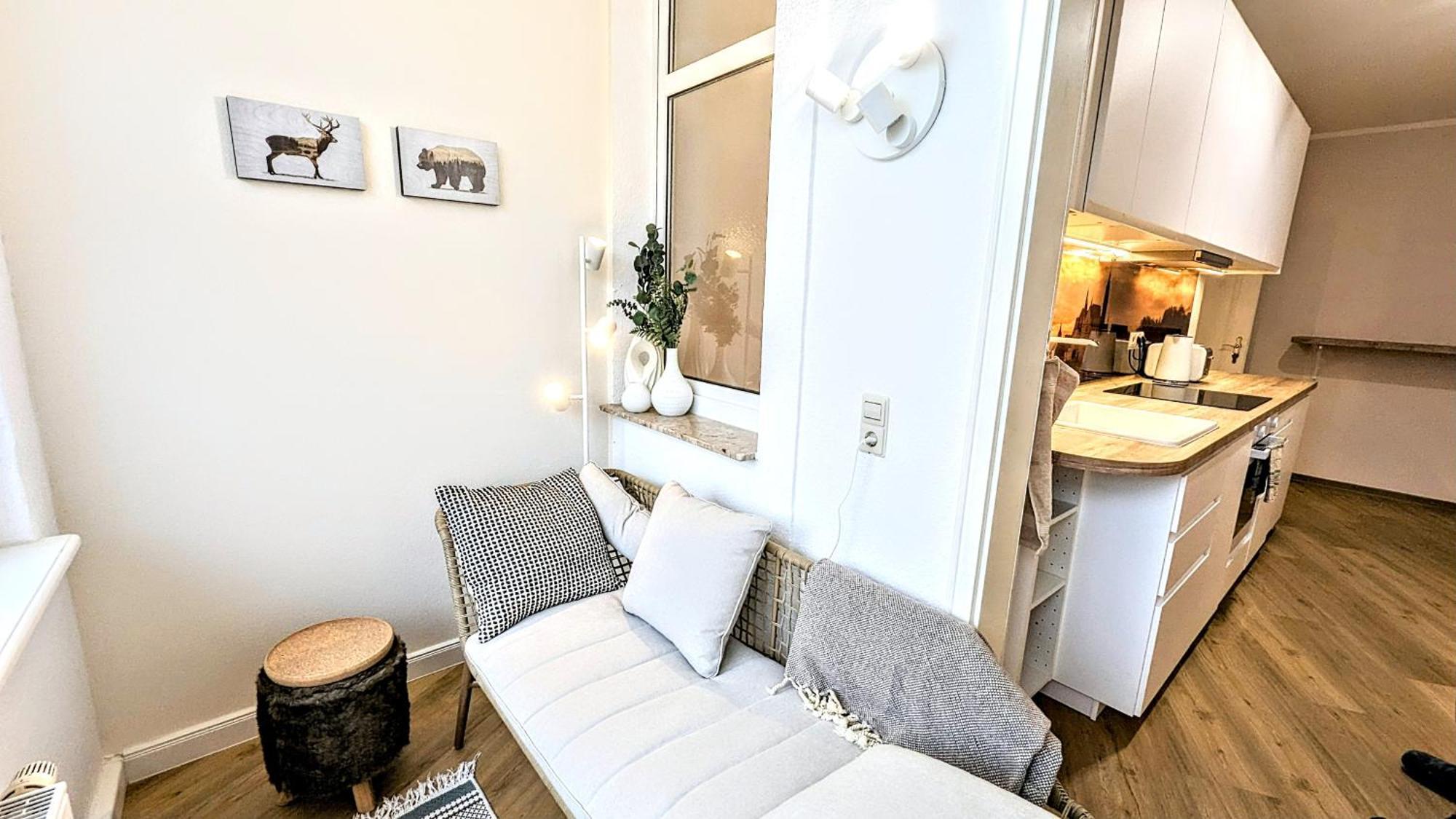 - Moderne In Am Lutherplatz *
